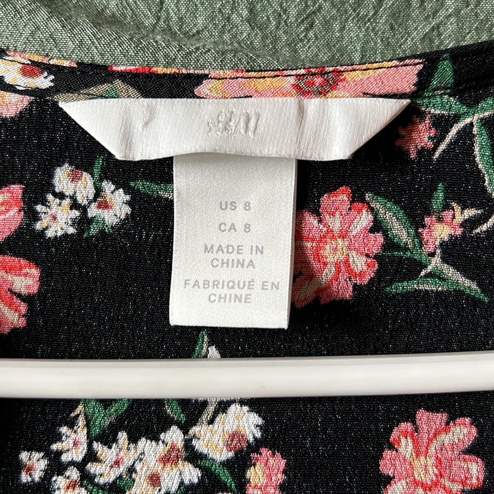 NWOT H&M Button Up Floral Dress - Picture 5 of 6